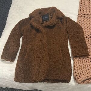Lucky Brand Coat - Faux Fur / Teddy. Size M